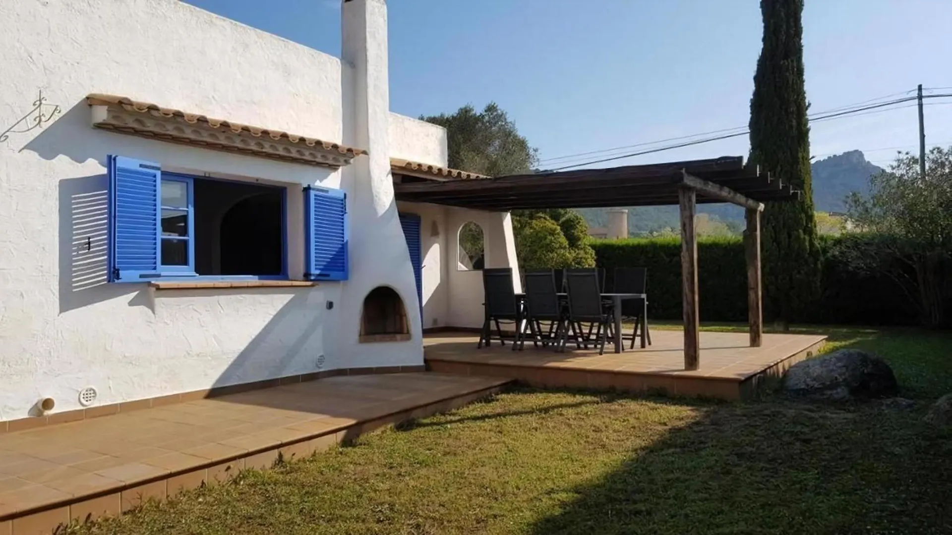 Haus Mit Gemeinschaftsbadewanne In Torroella Montgri Torroella de Montgrí Spagna